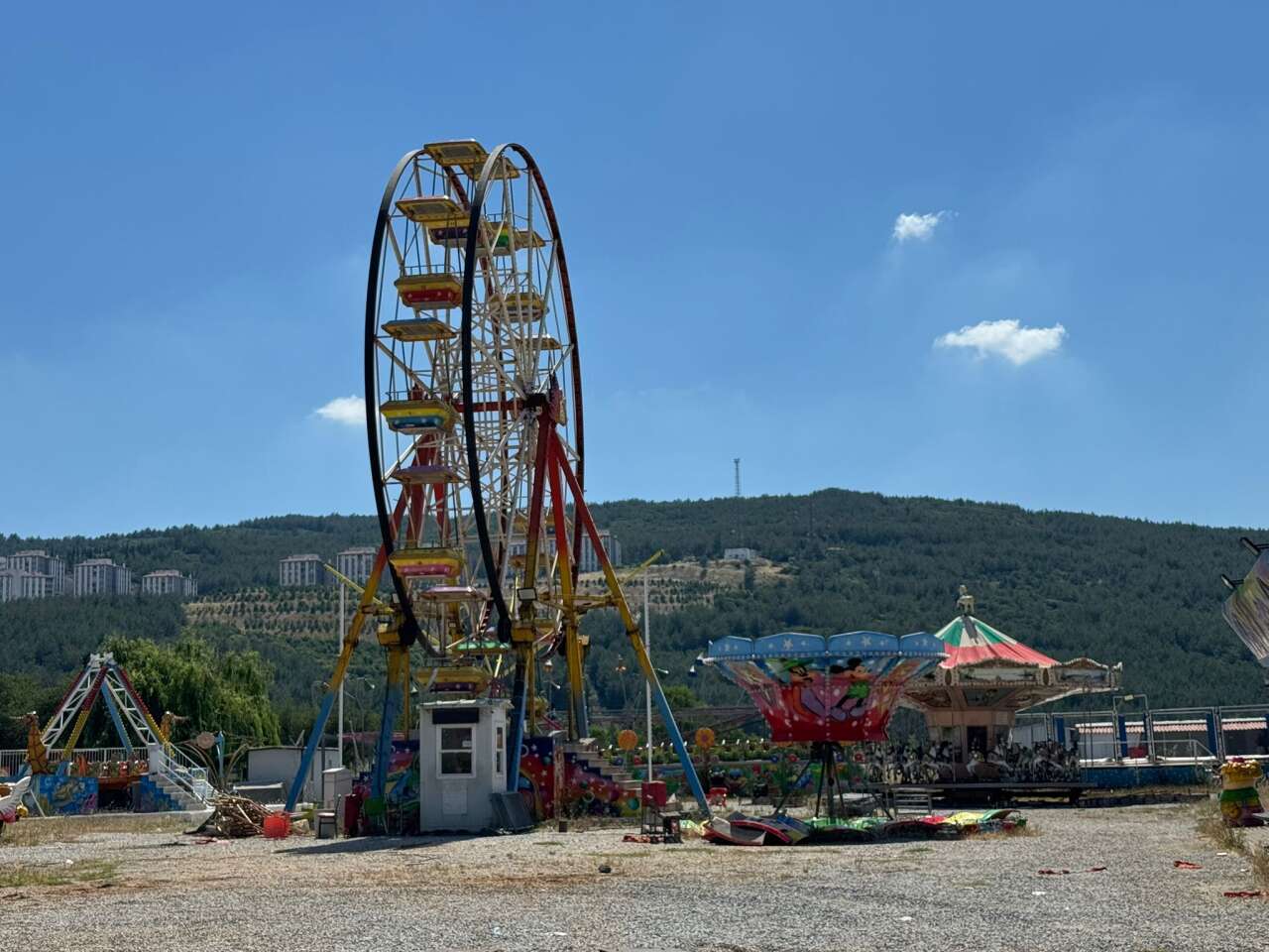 Menteşe’de Eski Lunapark Alanı İhtiyaç Sahiplerine Düğün Salonu Oluyor 5